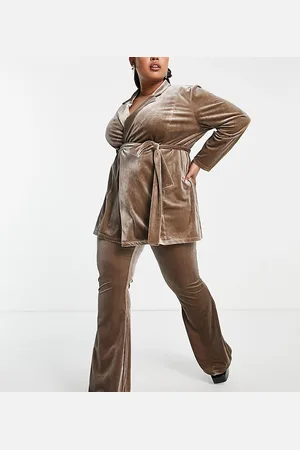 ASOS ASOS DESIGN Curve velvet suit kickflare trouser in mink