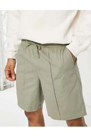 New Look Relaxed fit pull on shorts with pintuck in dark khaki