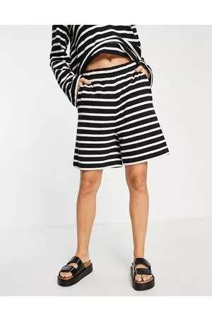SELECTED Dame Sett - Femme knitted shorts co-ord with elasticated waistband in black stripe-Navy