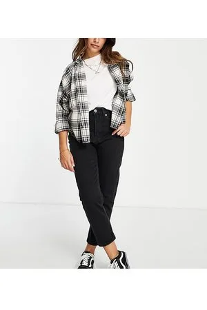 Pull&Bear Petite high waisted mom jean in