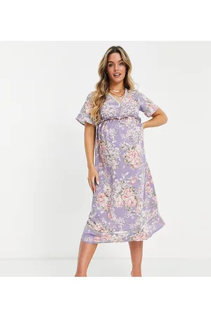 Missguided Midi dress with ruffle waist in lilac floral