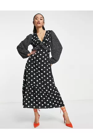 New Look Mixed polka dot midi dress with open back in and white