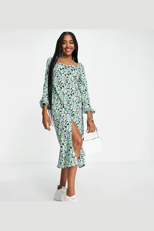 Missguided Milkmaid midi dress with long sleeve in floral