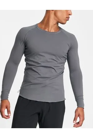 Nike Axis Dri-FIT ADV tight long sleeve top in