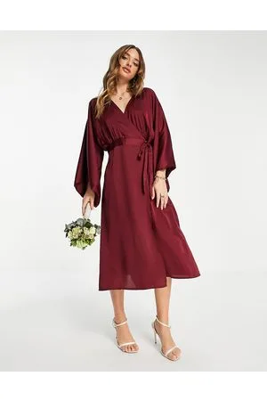 TFNC Bridesmaid kimono sleeve satin wrap midi dress in berry