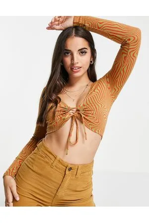 Pull&Bear Retro swirl long sleeved crop top with ring detail in