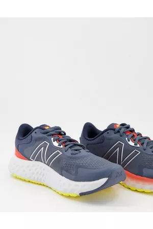 New Balance Running fresh foam EVOZ trainers in navy