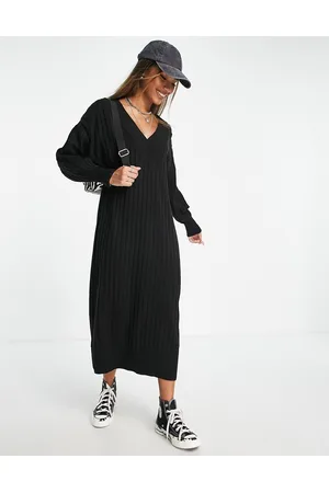 ONLY Knitted v neck maxi dress in