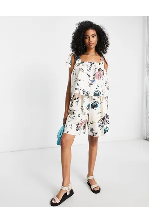 SELECTED Femme cotton shorts co-ord in floral print