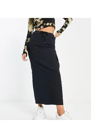 Reclaimed Cargo skirt in washed black