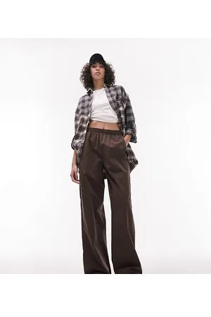 Topshop Pull on straight leg cargo trouser in chocolate