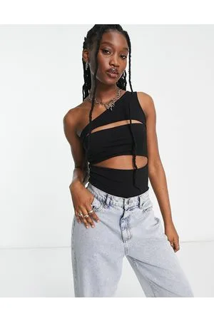 Signature Signatue 8 cut out body in