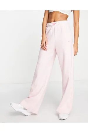 Nike Therma-FIT cozy wide joggers in