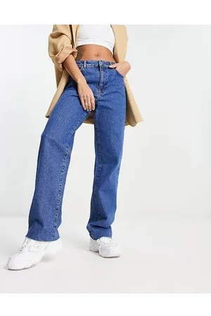 NA-KD X Rianne Meijer straight jeans with raw him in wash