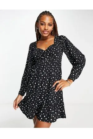 New Look Long sleeve ruched front mini dress in polka dot