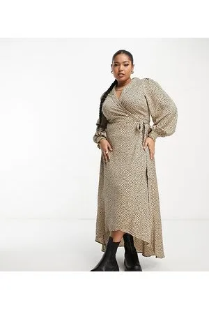 In The Style In The Style x Jac Jossa Plus wrap front midi skater dress in spot print