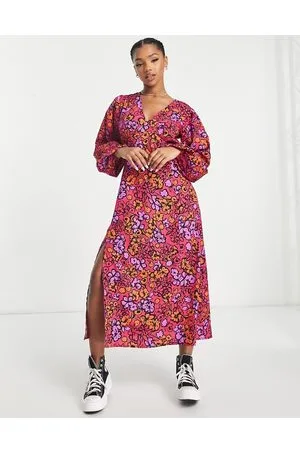 Influence Blouson sleeve v neck midi tea dress in floral print
