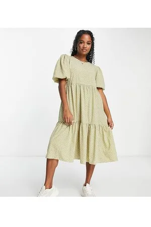 Glamorous Tie back tiered midi smock dress in green olive floral