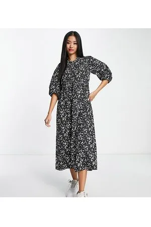 JDY Exclusive smock midi dress in & white star print