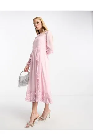 True Decadence Long sleeve dress with lace in