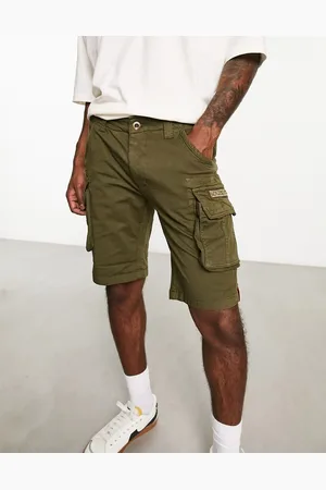 Alpha Industries Cargo shorts in dark