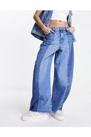 Wrangler Cowboy fit jeans in mid