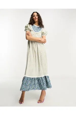 Glamorous Midaxi tea dress in contrast vintage floral