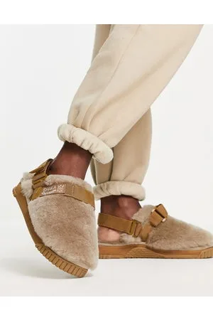 Shaka Snug Mouton clogs in beige sheepskin