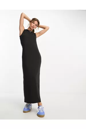 Monki Sleeveless maxi dress in