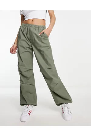 New Look Parachute pants in light khaki