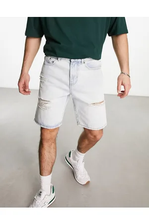 New Look Straight fit denim shorts with raw hem in light