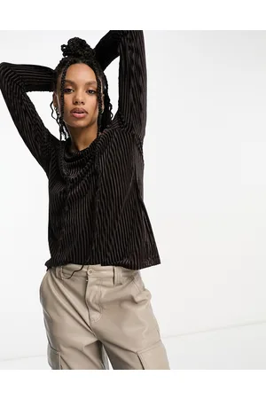 Urban Threads Velvet plisse top co-ord in chocolate
