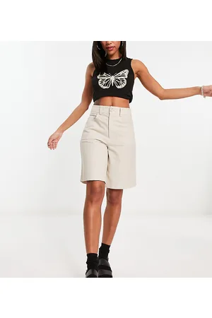 Reclaimed 90s longline linen shorts in stone