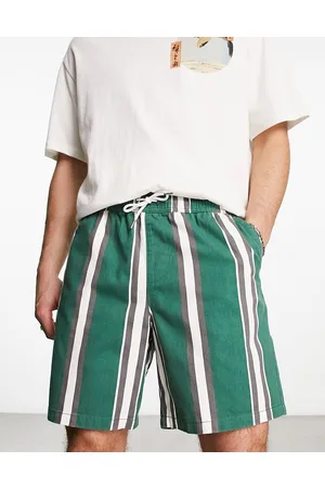 New Look Pull on stripe short in