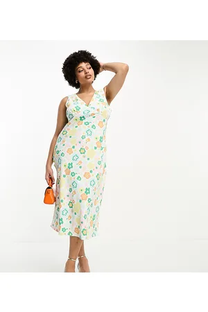Glamorous 90s midi shift dress in retro spring floral