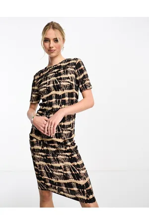 JDY Ruched detail bodycon midi dress in earth tone tie dye