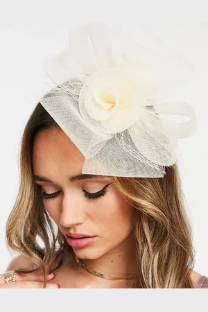 True Decadence Floral fascinator in cream