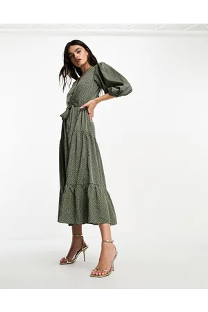 Glamorous Wrap tiered maxi dress in ditsy