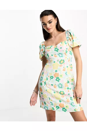 Glamorous Milkmaid mini shift dress in retro spring floral