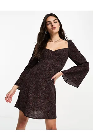 Glamorous Milkmaid shift dress with fluted sleeves in red rose bud