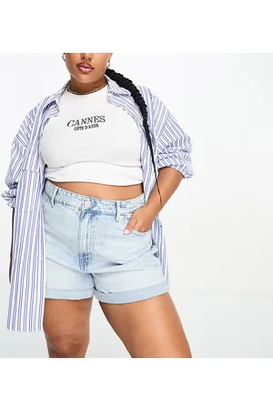 River Island Mom shorts in light wash