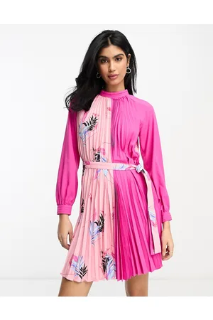 French Connection Mini shift pleated dress in contrast print