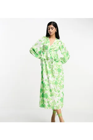 In The Style Exclusive v neck ruffle waist midi dress in green floral