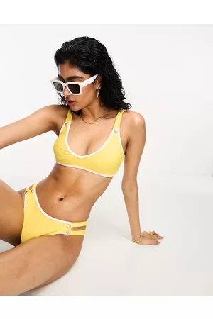 River Island Textured high leg bikini bottom with button detail in