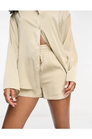 4th & Reckless Satin short co-ord in beige