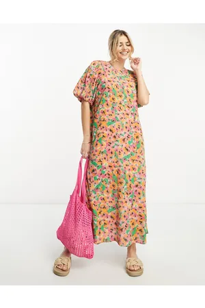 Monki Seersucker puff sleeve midi dress in bright pink floral print in