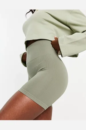 Stradivarius Seamless rib short in olive