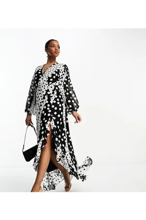 In The Style Exclusive volume sleeve wrap maxi dress in mixed spot print