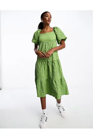 Monki Tiered midi smock dress with puff sleeves in green check