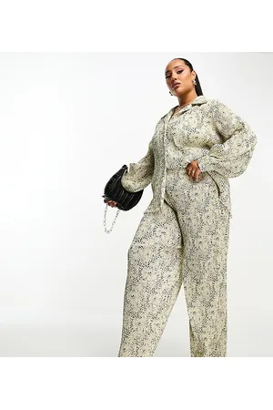 In The Style Plisse wide leg co-ord in snake print